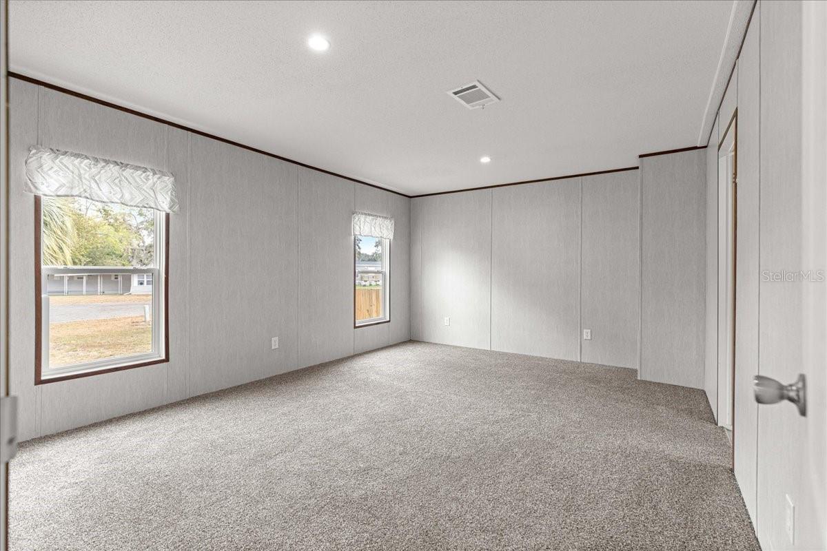 Image 13 of 41 For 9160 31st Avenue Road