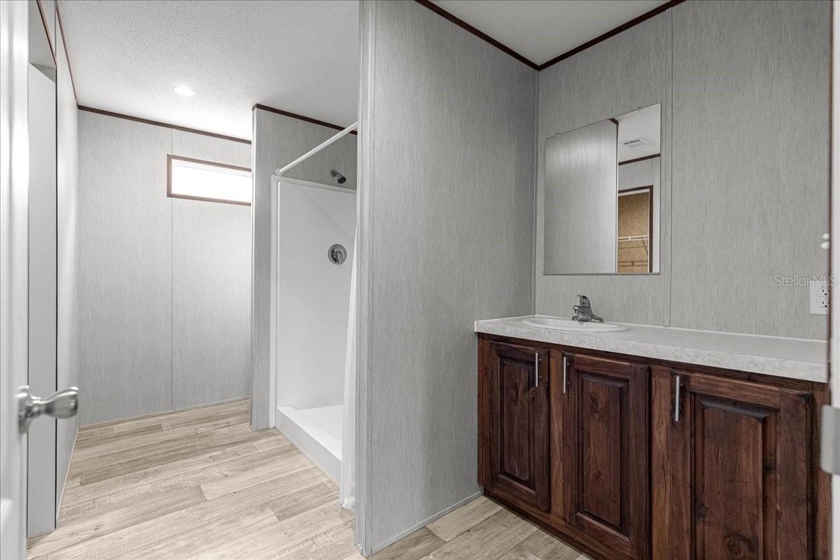 Image 15 of 41 For 9160 31st Avenue Road