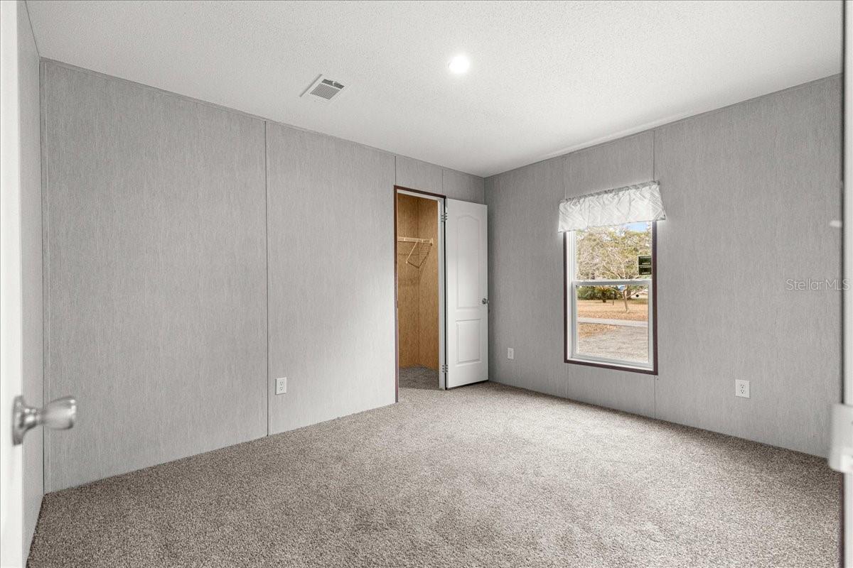 Image 20 of 41 For 9160 31st Avenue Road