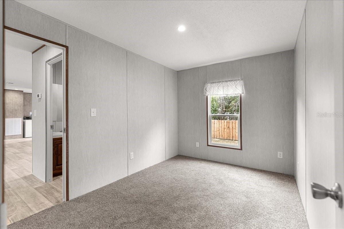 Image 29 of 41 For 9160 31st Avenue Road