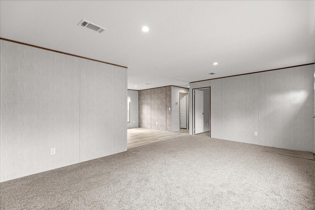 Image 5 of 41 For 9160 31st Avenue Road