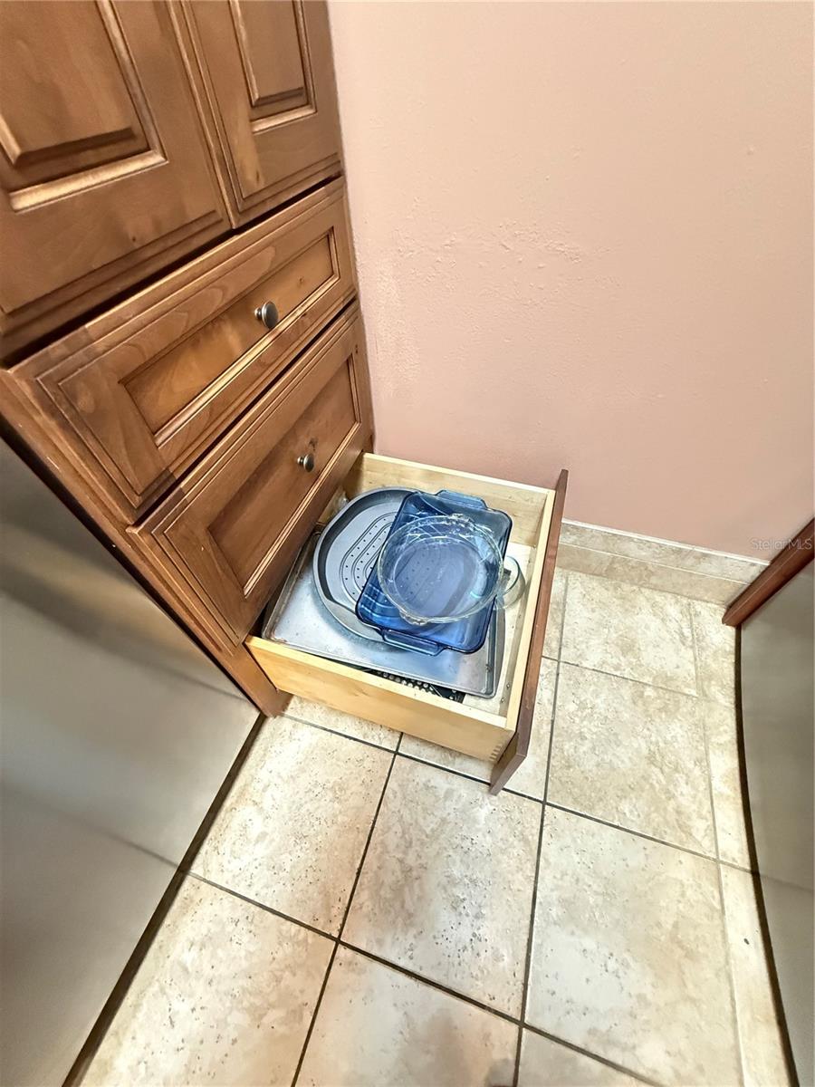 Image 14 of 37 For 3463 18th Place