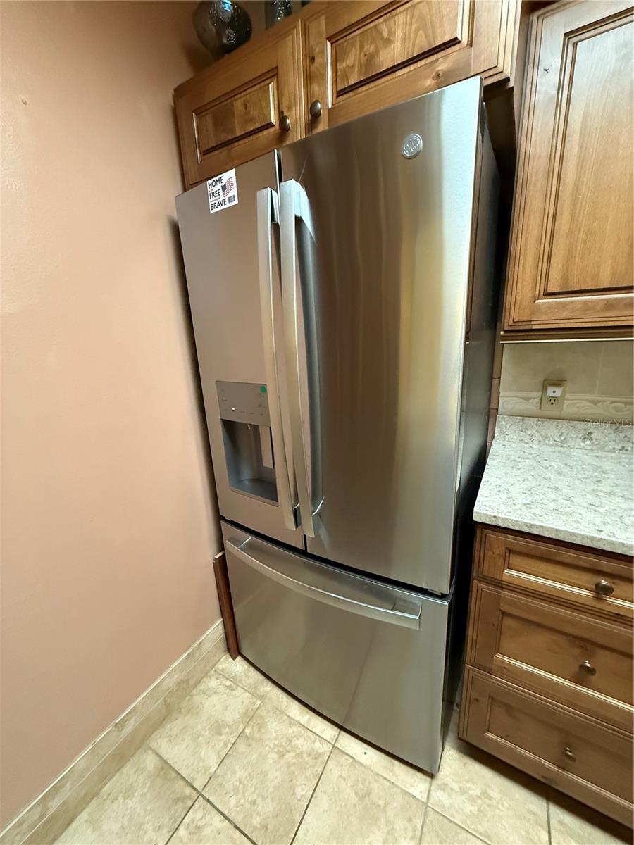 Image 18 of 37 For 3463 18th Place