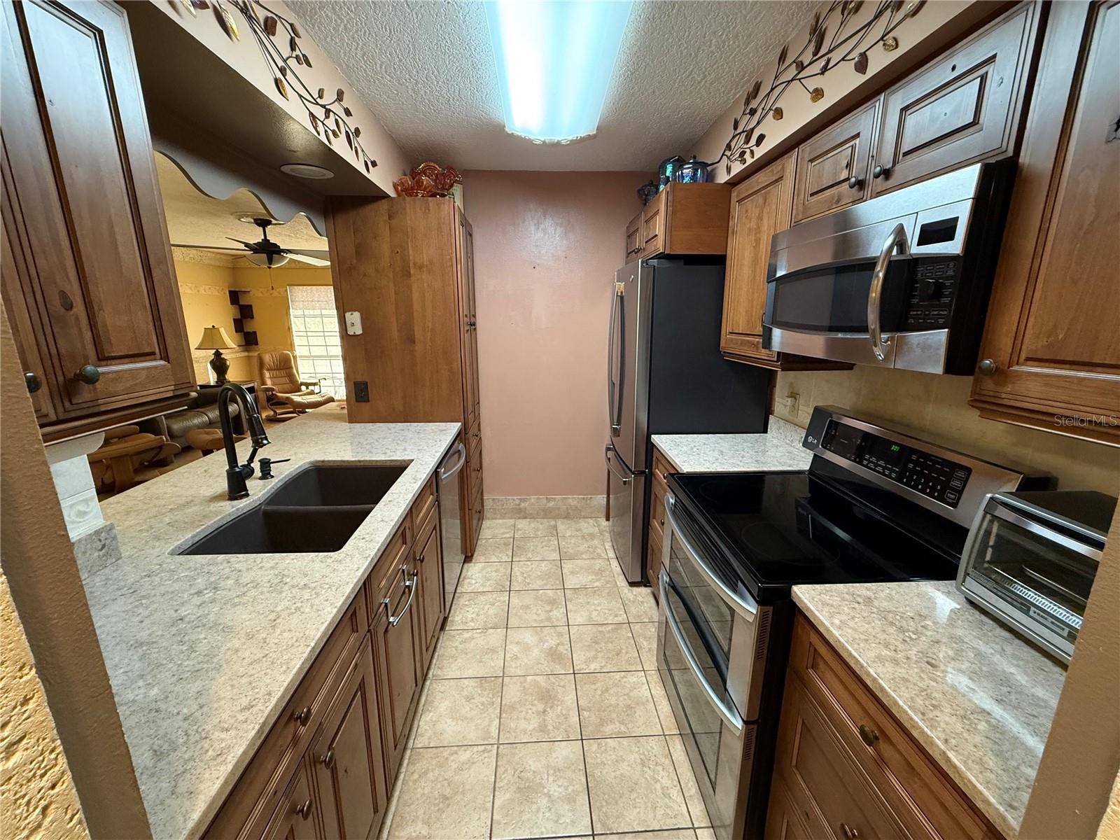 Image 19 of 37 For 3463 18th Place