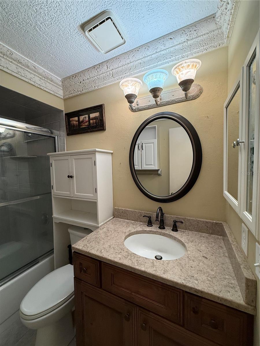 Image 30 of 37 For 3463 18th Place