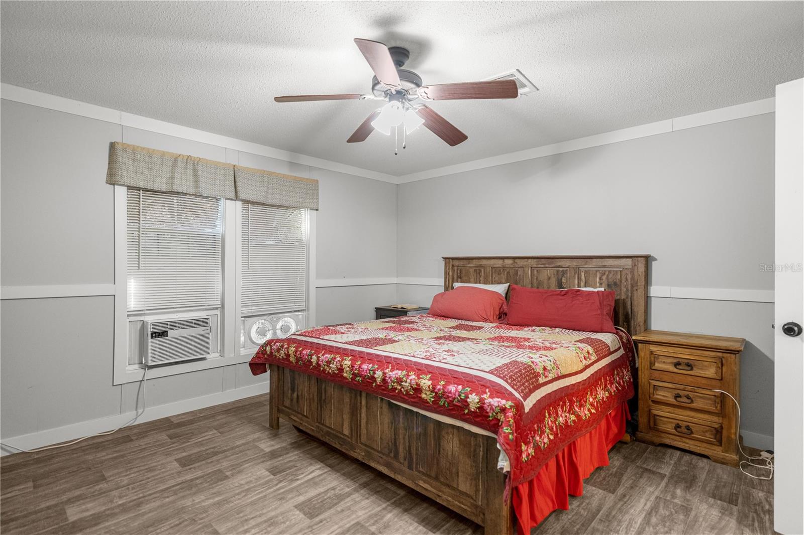 Image 14 of 30 For 4830 121st Avenue