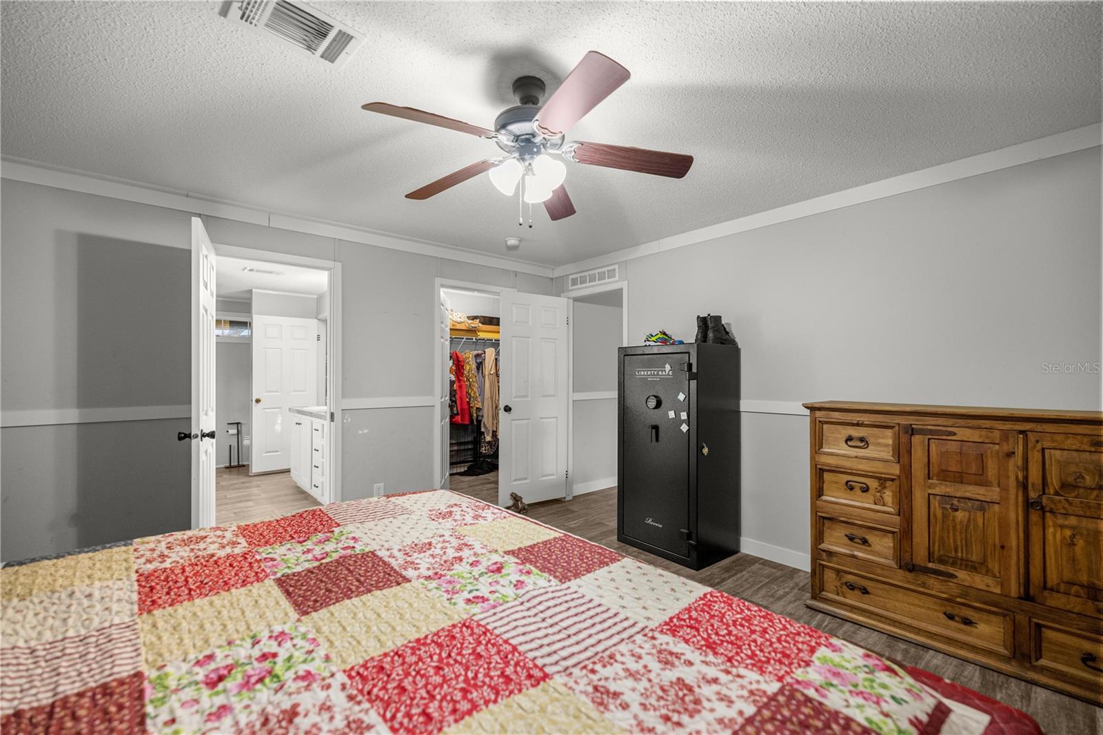 Image 15 of 30 For 4830 121st Avenue