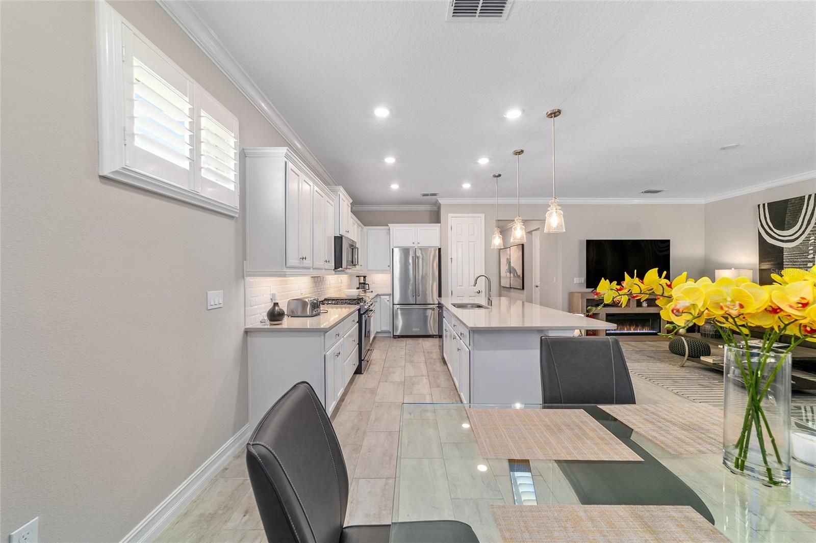 Image 17 of 85 For 3384 54th Court