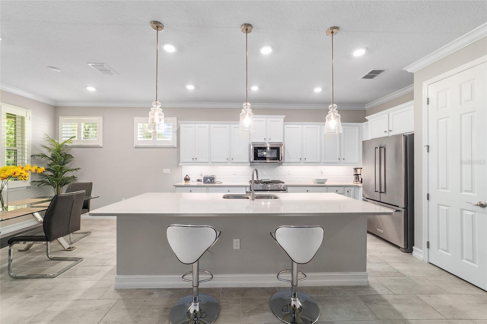 Image 22 of 85 For 3384 54th Court