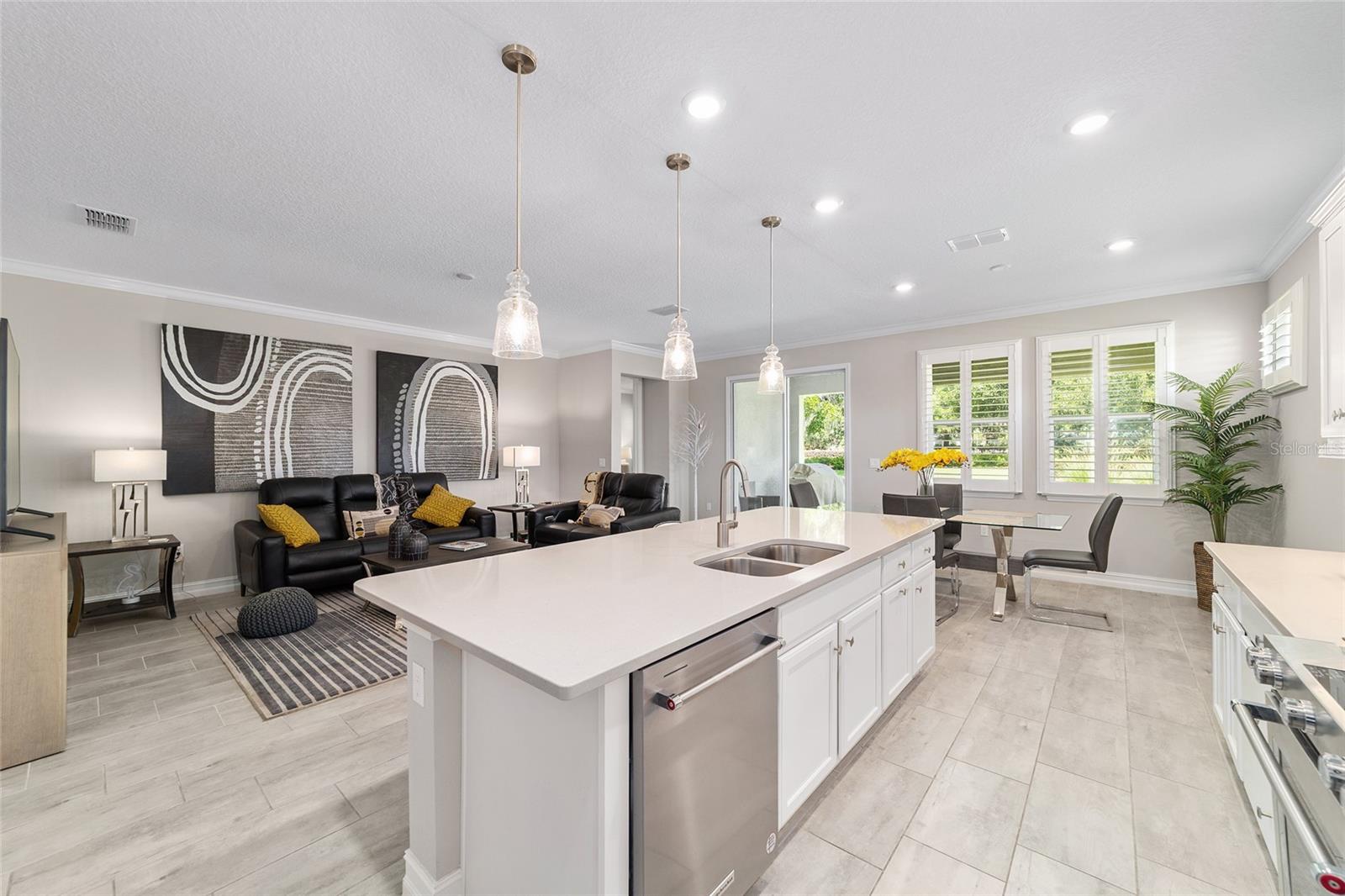 Image 25 of 85 For 3384 54th Court