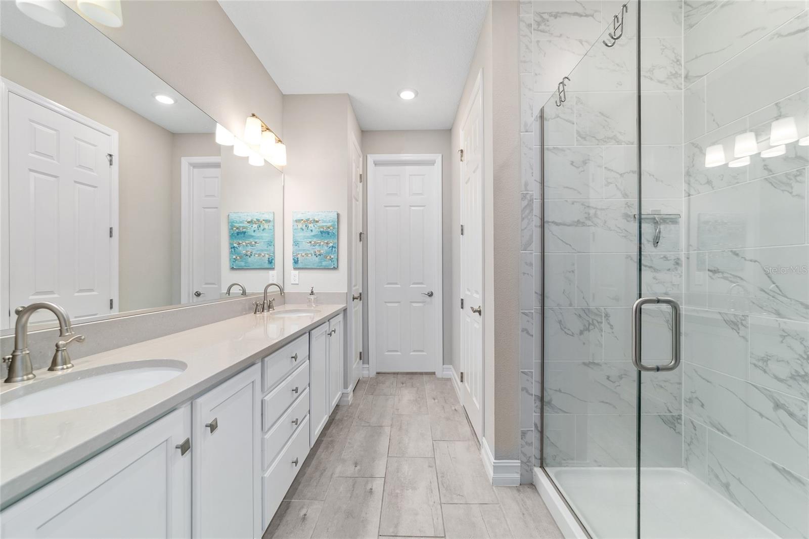 Image 31 of 85 For 3384 54th Court