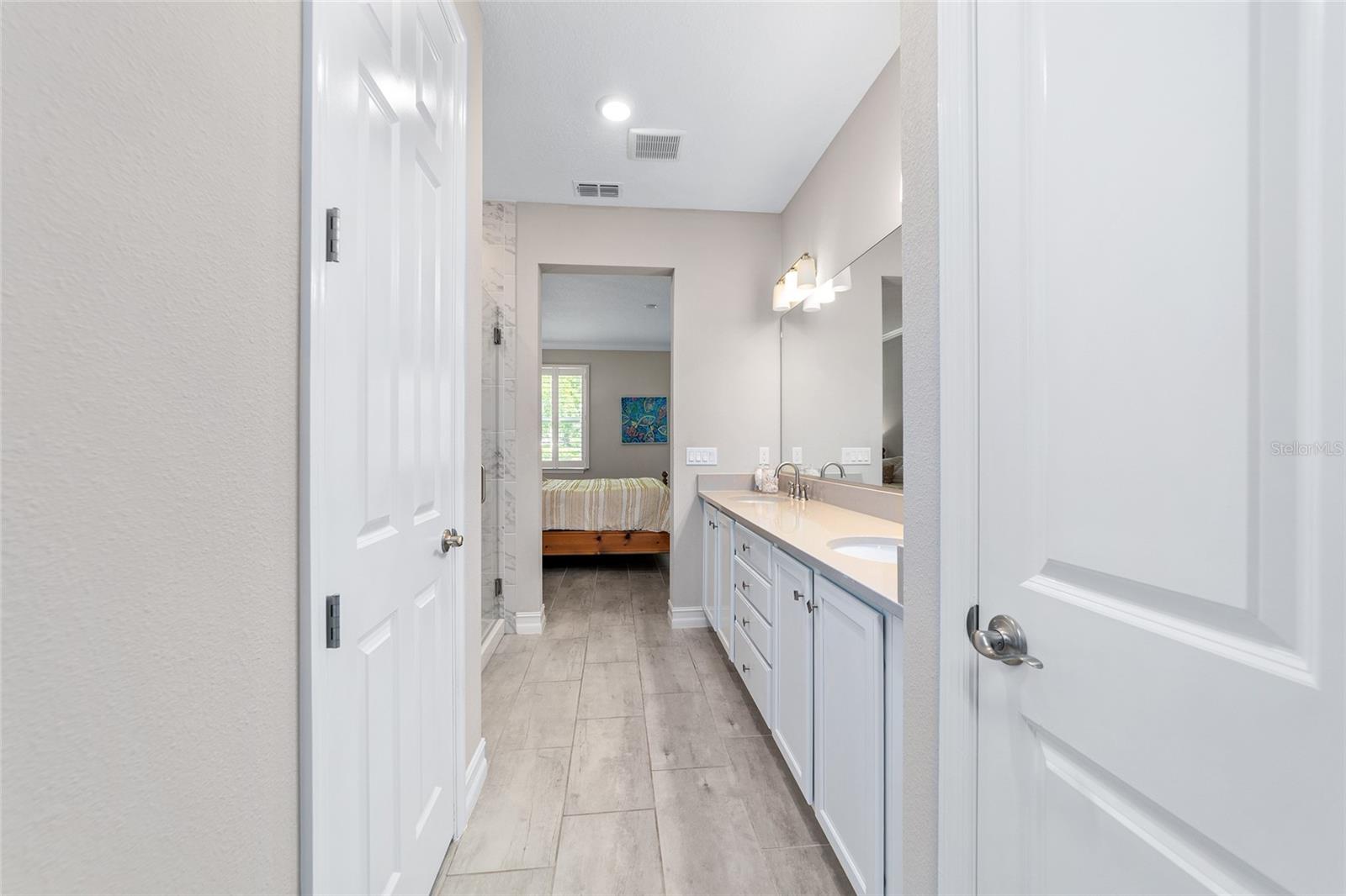 Image 32 of 85 For 3384 54th Court