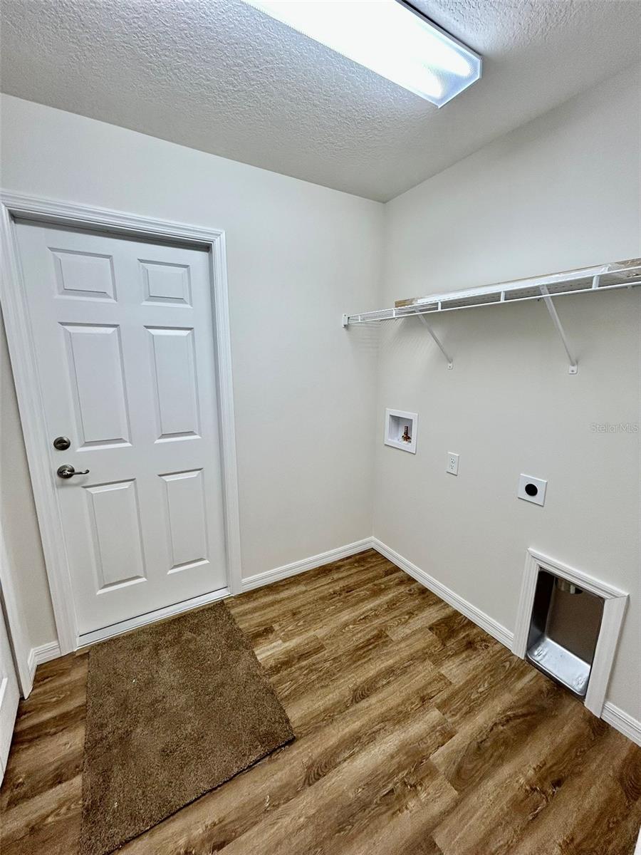 Image 18 of 28 For 1586 Gainsboro Lane