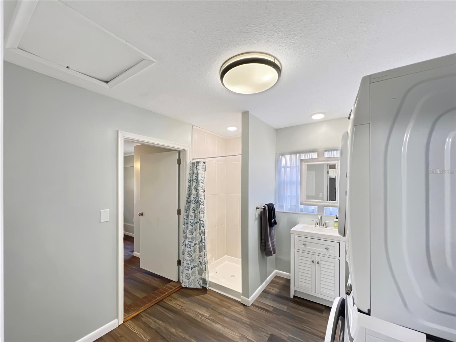 Image 9 of 22 For 723 30th Avenue