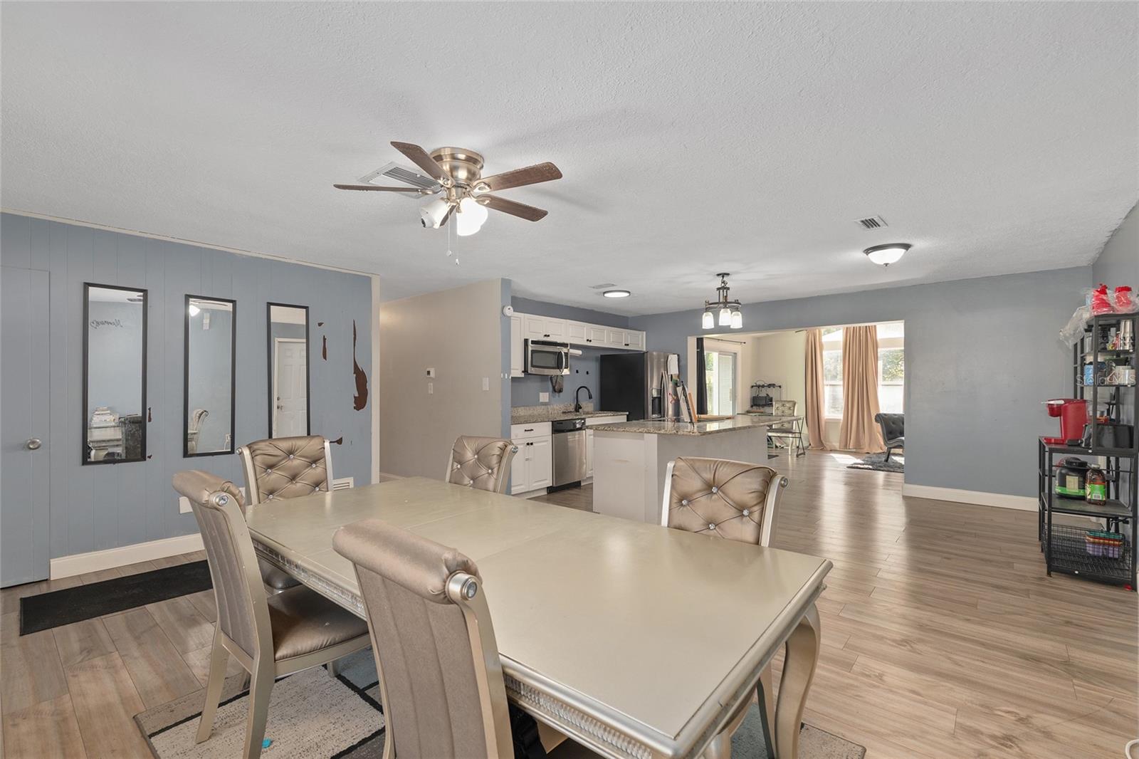 Image 14 of 49 For 1505 19th Lane