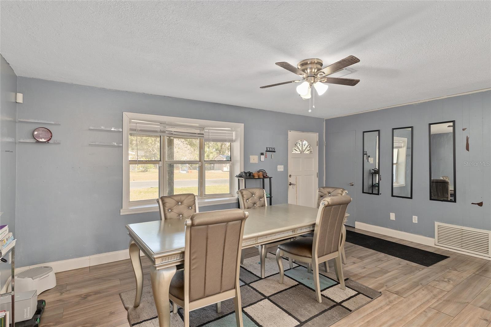 Image 16 of 49 For 1505 19th Lane