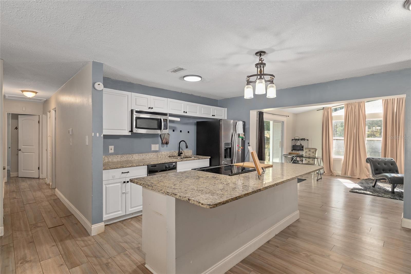 Image 22 of 49 For 1505 19th Lane