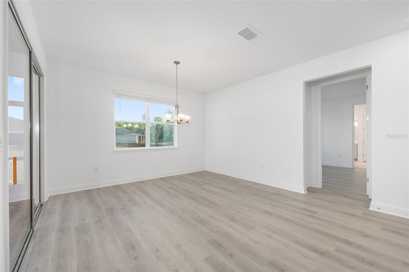 Image 12 of 39 For 10563 101st Lane Road