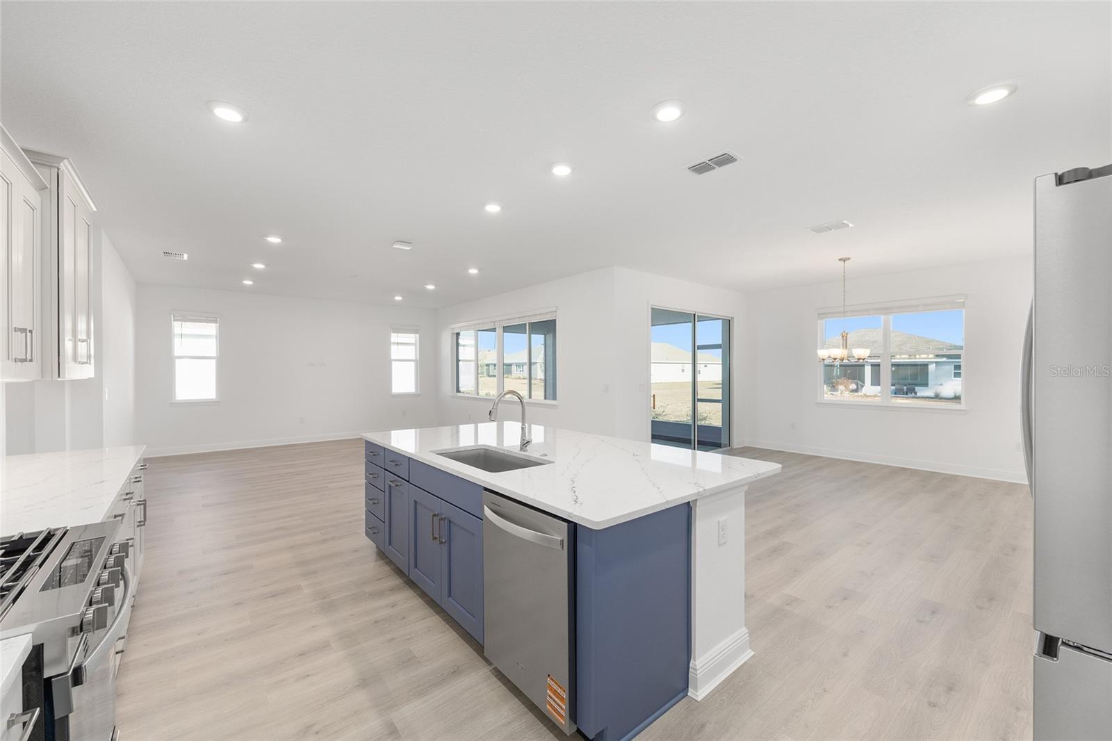 Image 19 of 39 For 10563 101st Lane Road