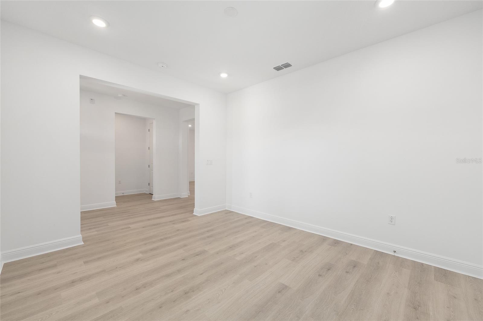 Image 29 of 39 For 10563 101st Lane Road