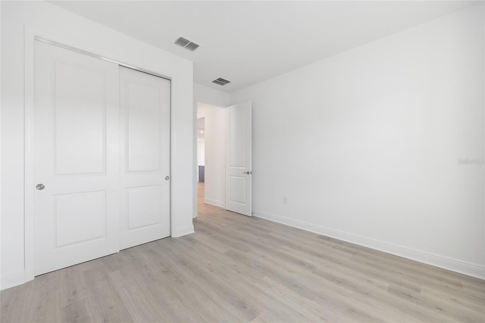 Image 32 of 39 For 10563 101st Lane Road