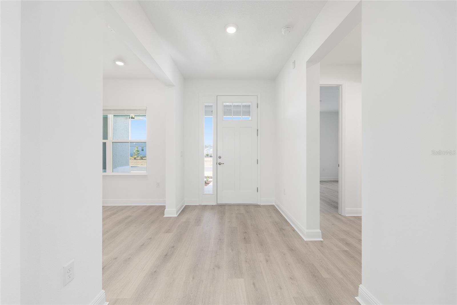 Image 8 of 39 For 10563 101st Lane Road