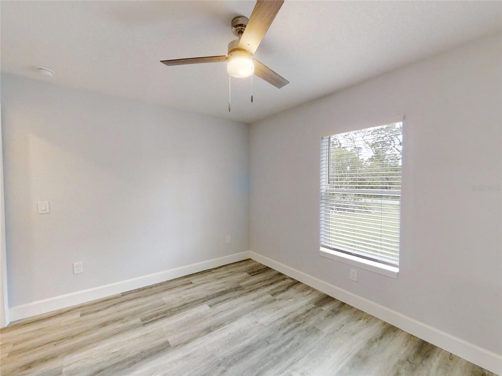 Image 10 of 10 For 3022 168th Loop