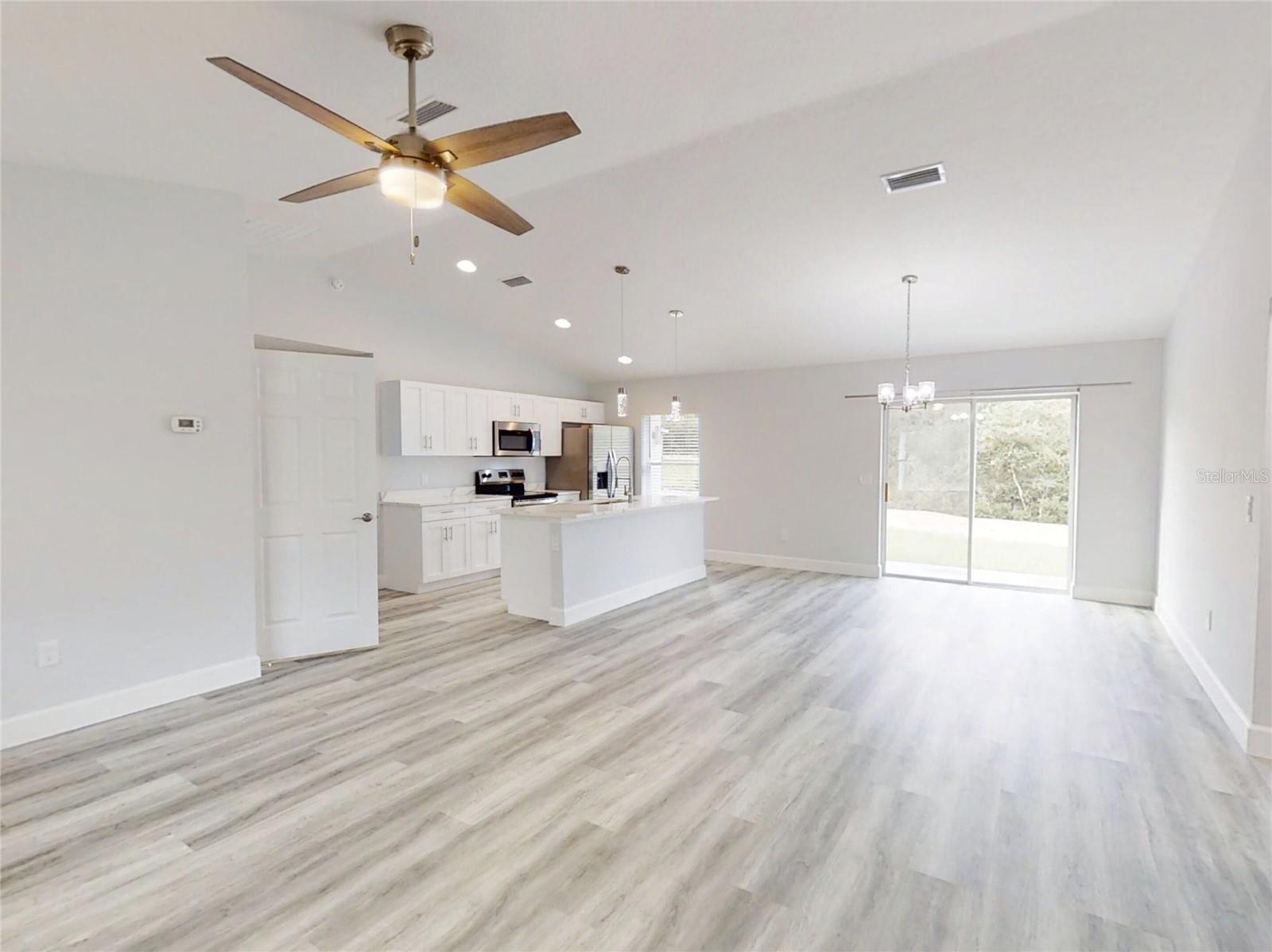 Image 8 of 10 For 3022 168th Loop