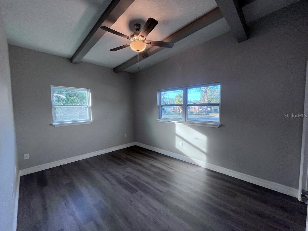 Image 7 of 10 For 725 Scenic Street