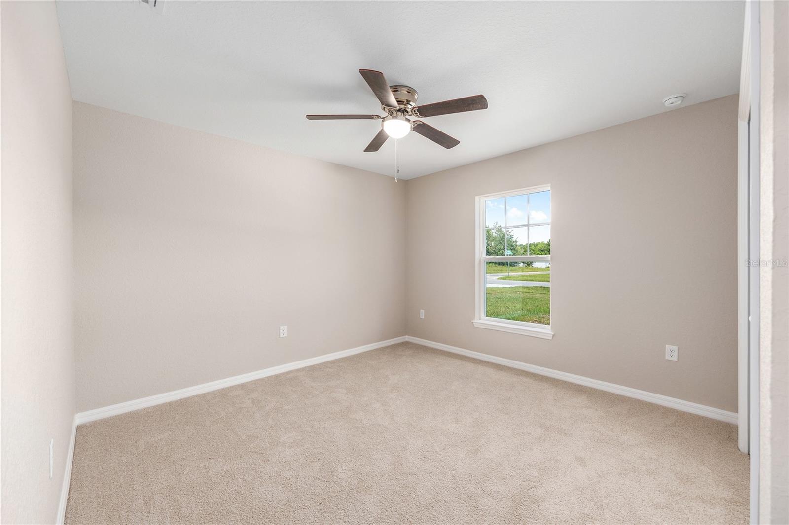 Image 17 of 23 For 5676 Summerfield Point