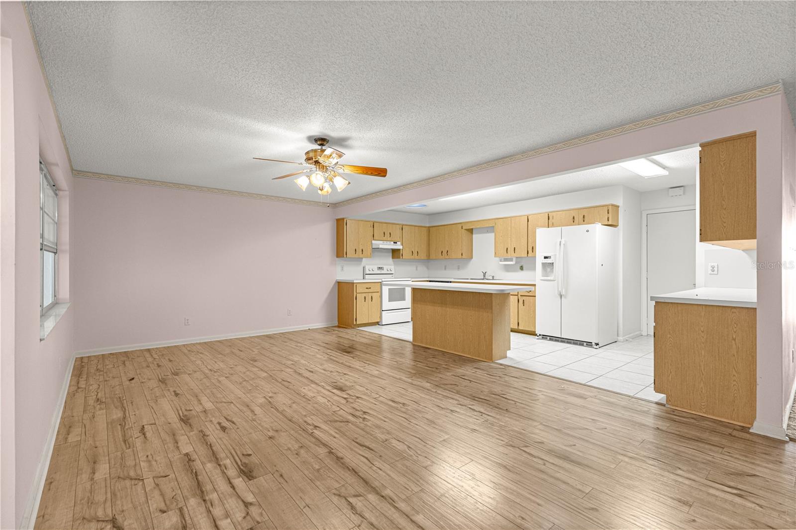 Image 17 of 38 For 8540 90th Place A