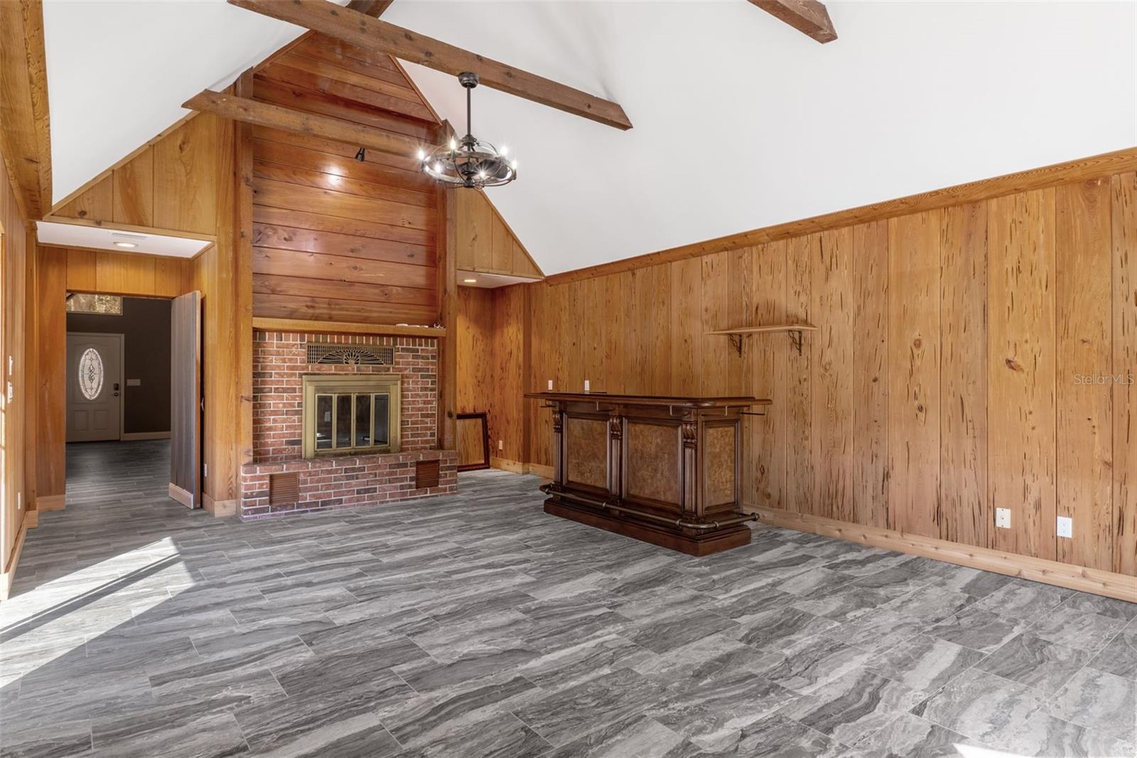 Image 12 of 51 For 11870 Riverhaven Drive