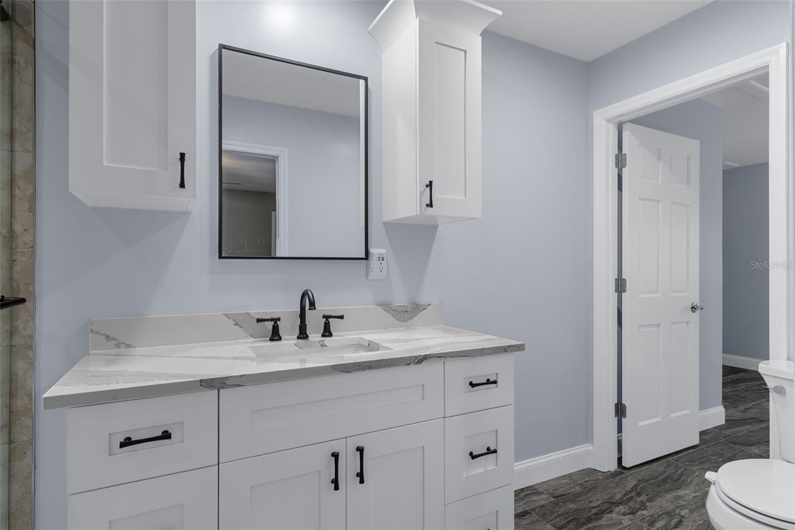 Image 16 of 51 For 11870 Riverhaven Drive