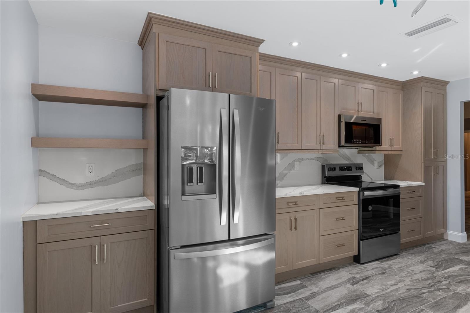 Image 7 of 51 For 11870 Riverhaven Drive