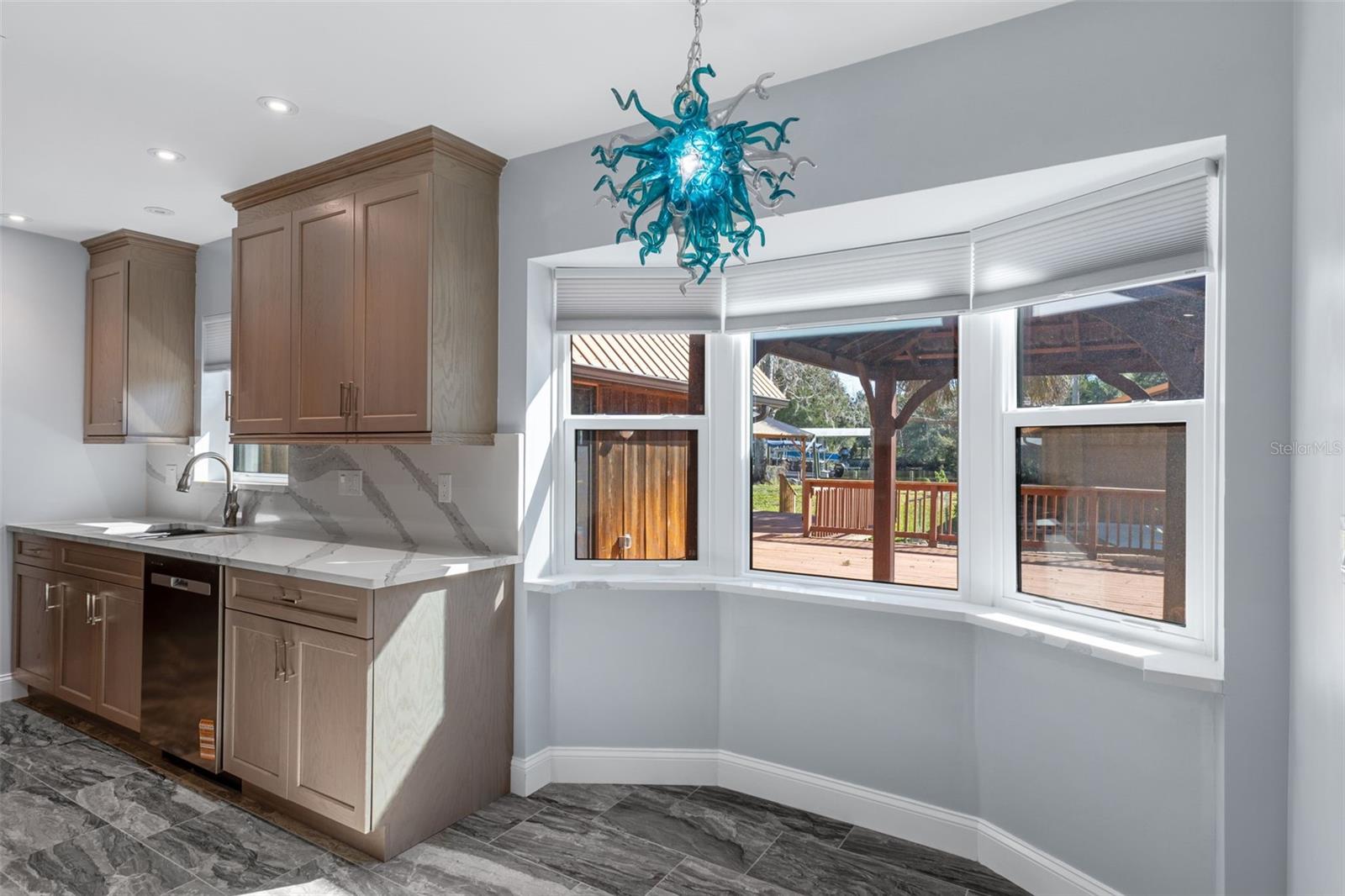 Image 9 of 51 For 11870 Riverhaven Drive