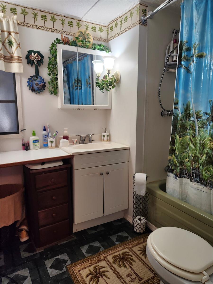 Image 13 of 15 For 12385 99th Avenue