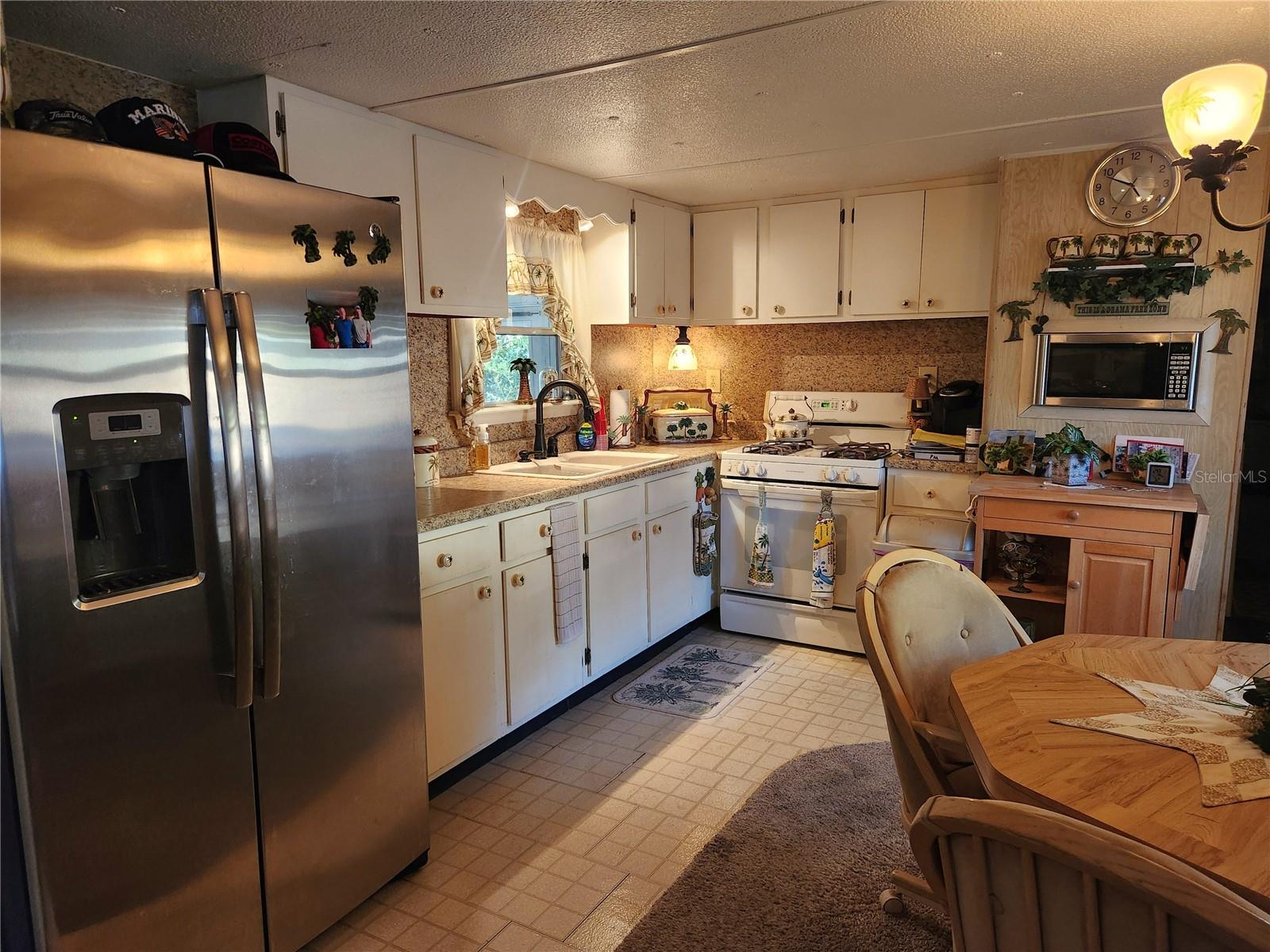 Image 8 of 15 For 12385 99th Avenue