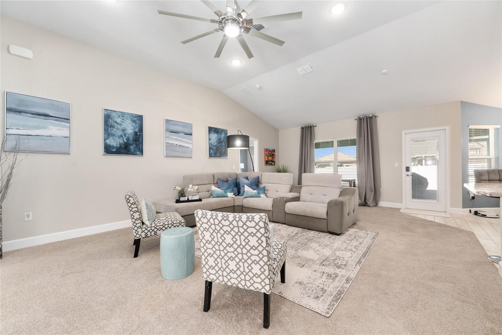 Image 10 of 59 For 101 42nd Place