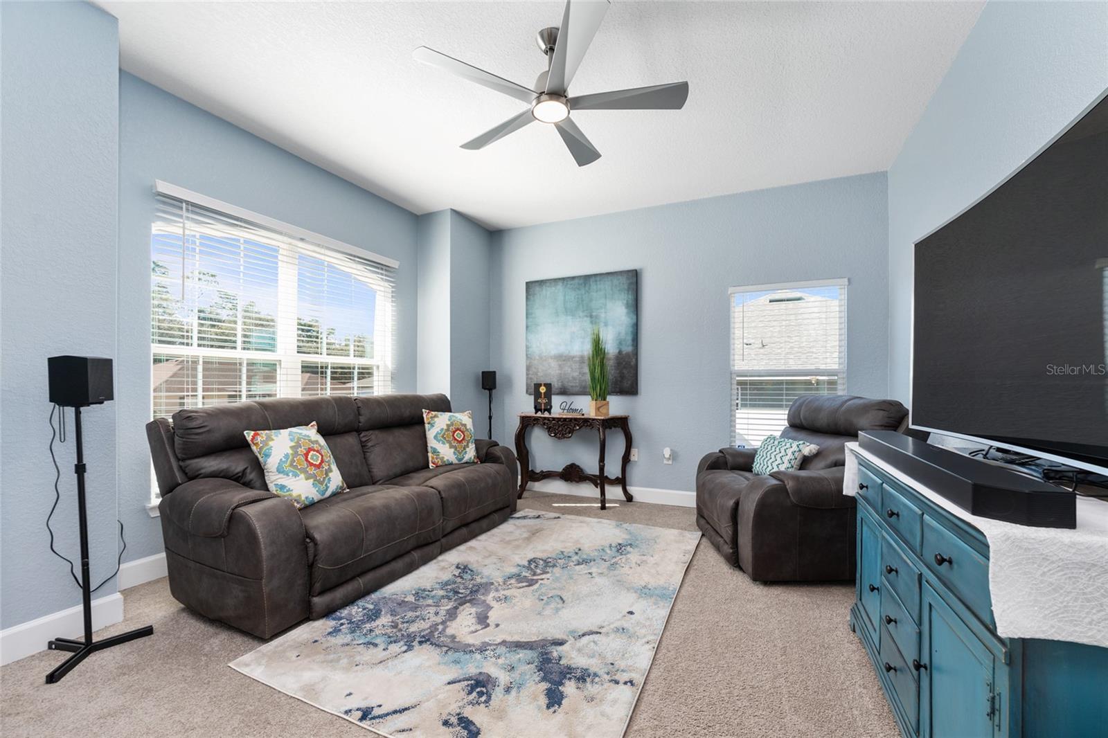 Image 14 of 59 For 101 42nd Place