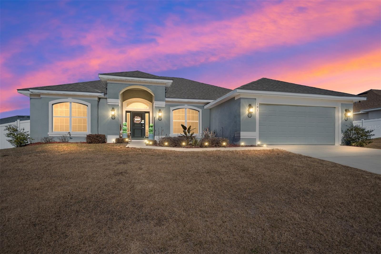 Image 2 of 59 For 101 42nd Place