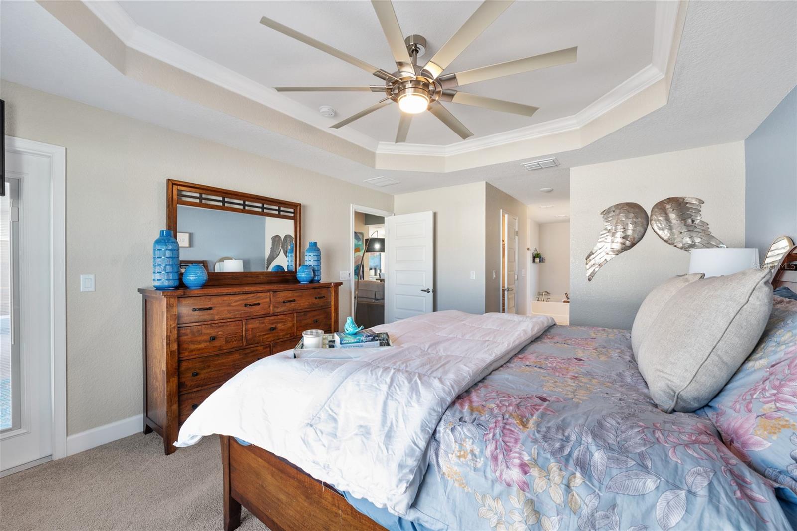 Image 28 of 59 For 101 42nd Place