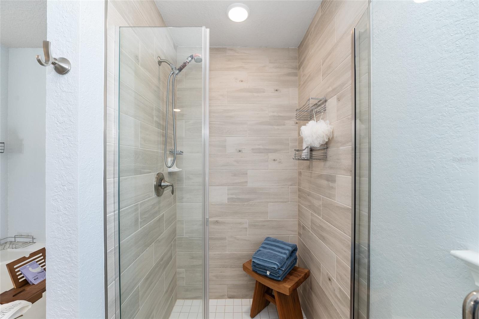 Image 31 of 59 For 101 42nd Place