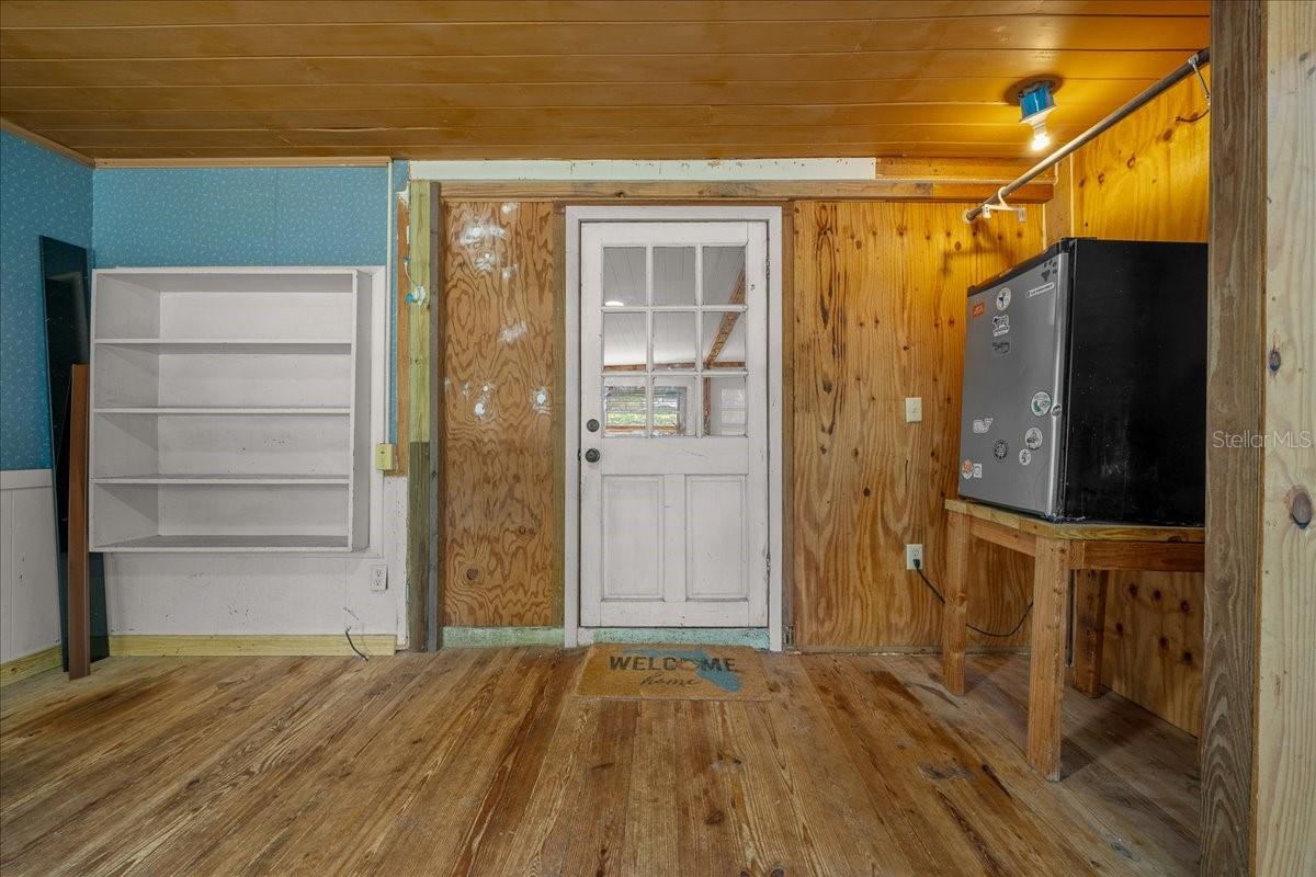 Image 16 of 87 For 25094 132nd Lane