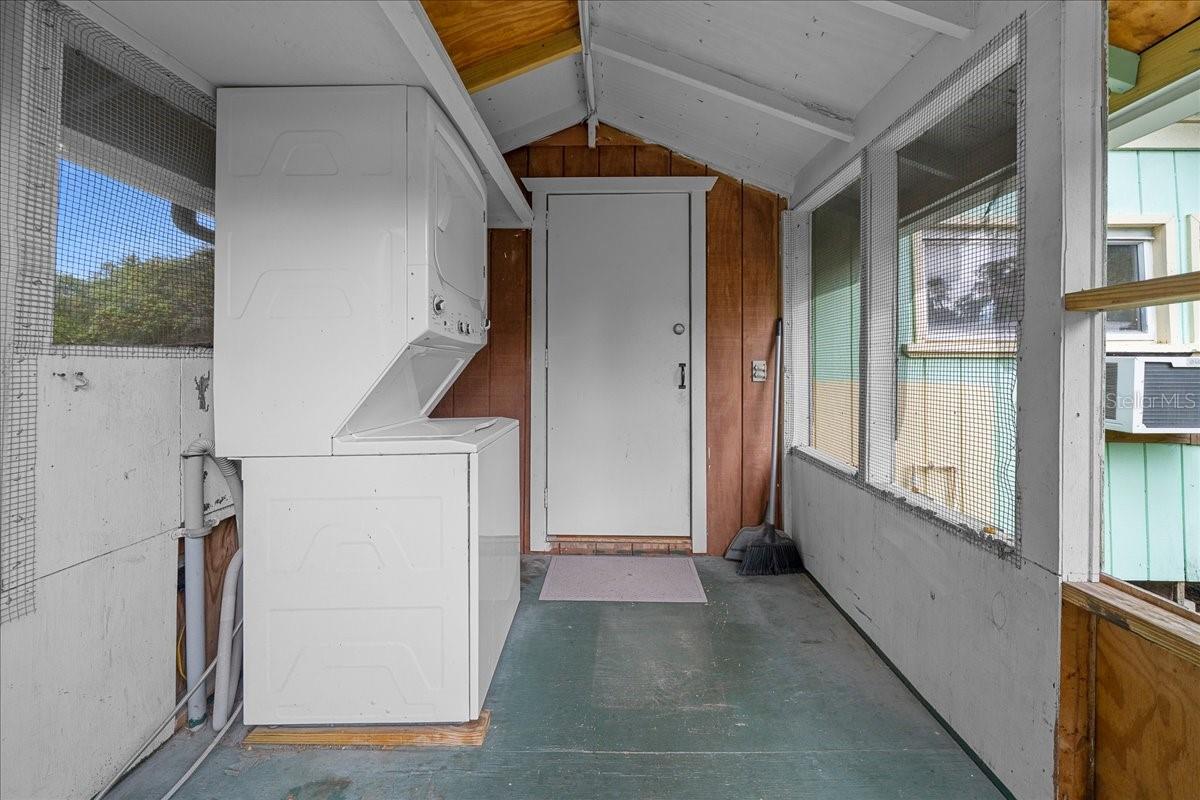 Image 24 of 87 For 25094 132nd Lane