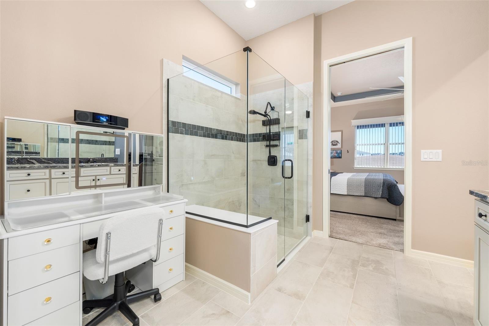 Image 32 of 51 For 6135 86th Circle