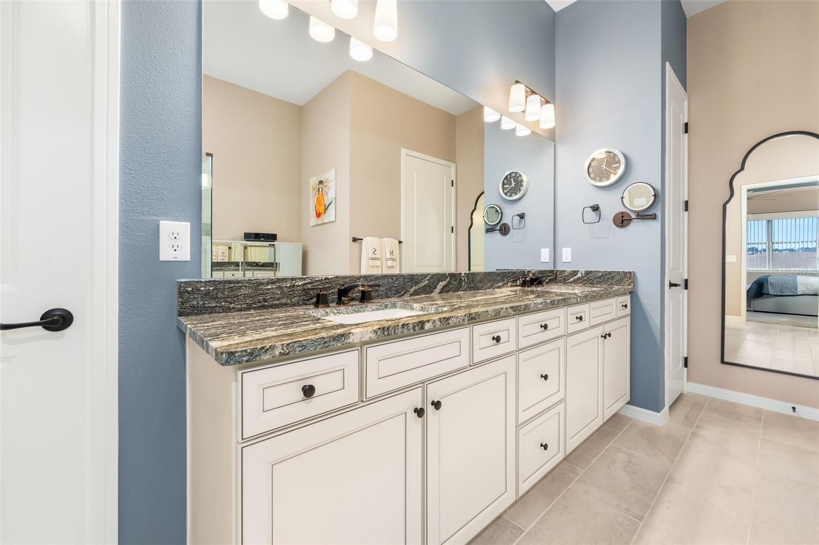 Image 33 of 51 For 6135 86th Circle