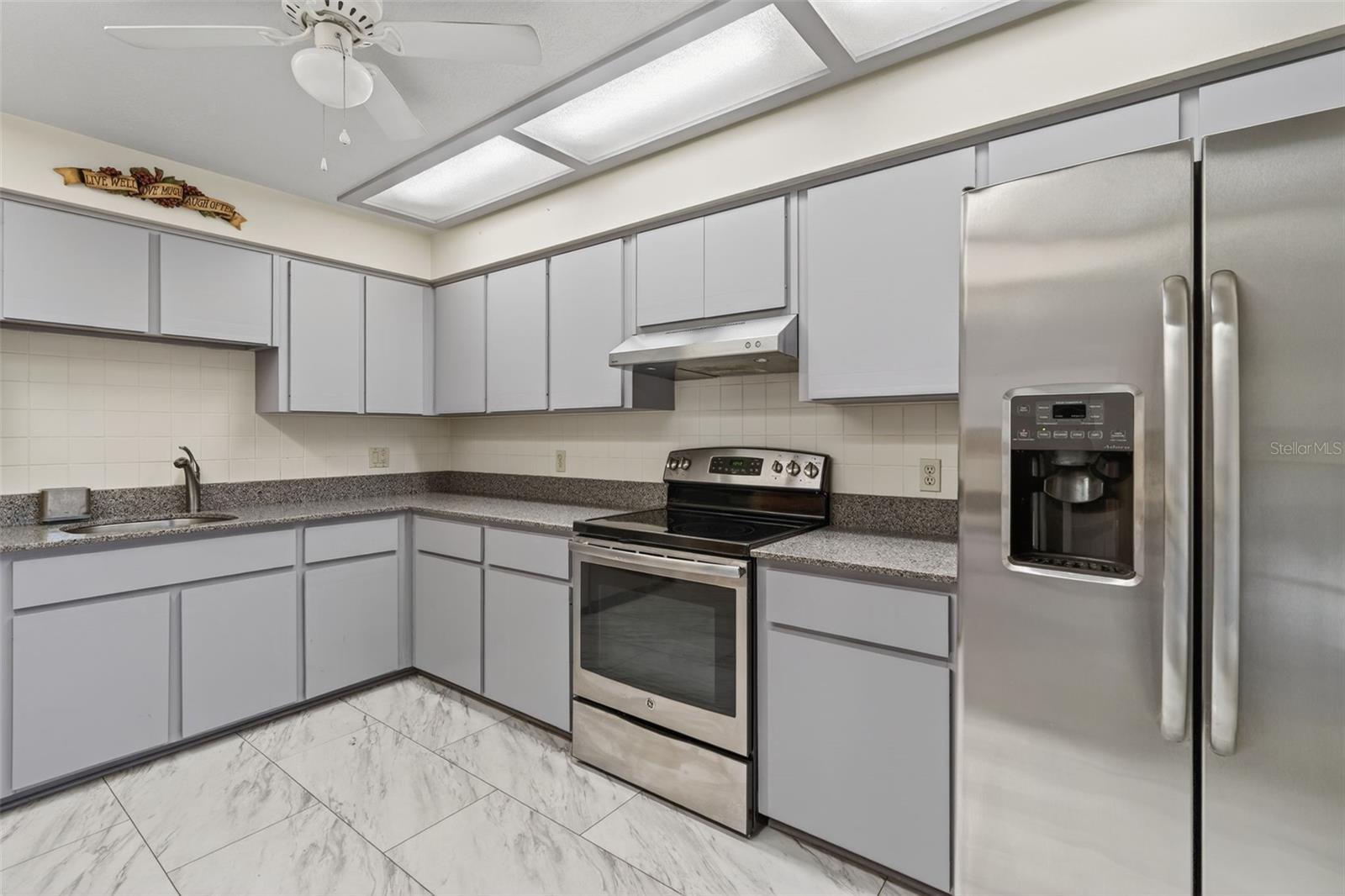 Image 17 of 48 For 2026 Forest Drive