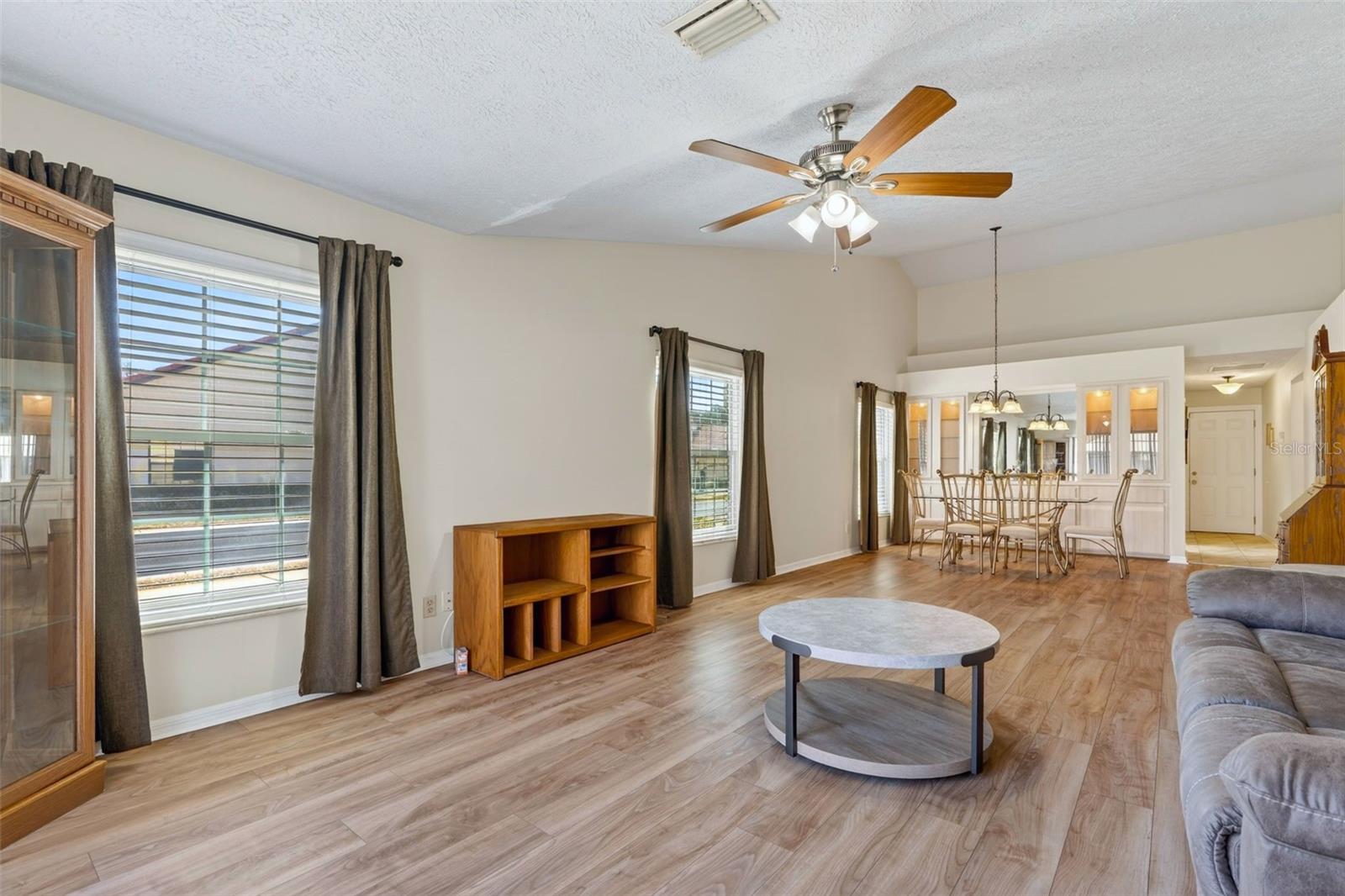 Image 28 of 48 For 2026 Forest Drive