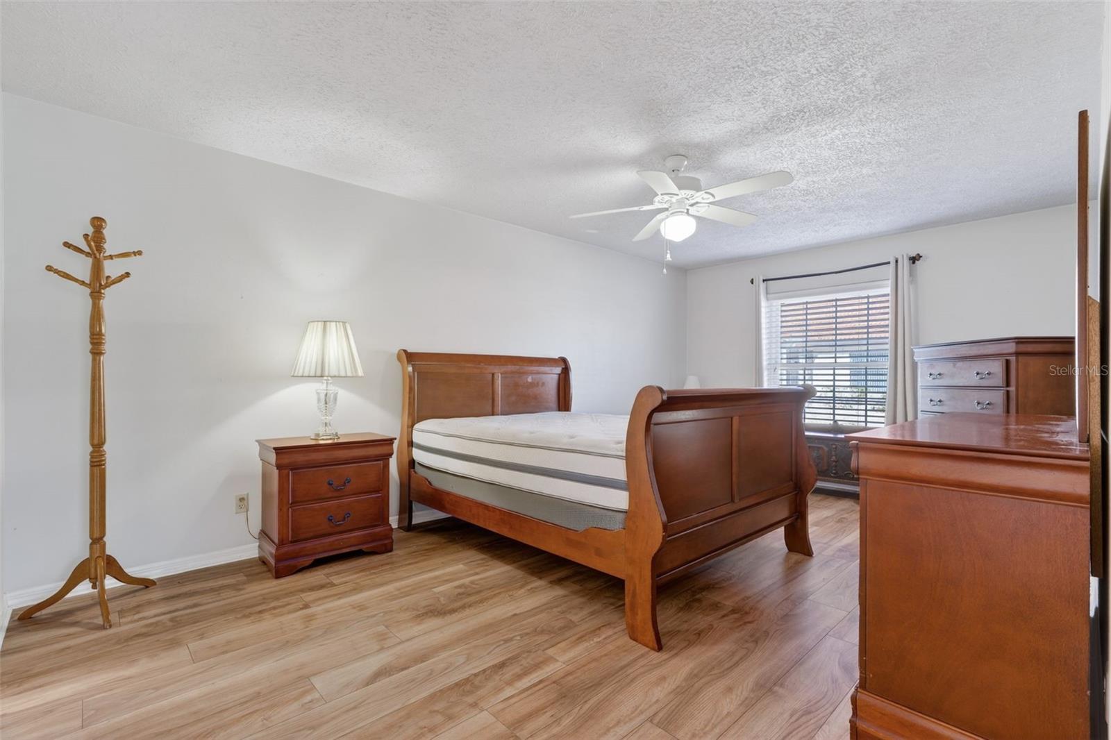 Image 29 of 48 For 2026 Forest Drive