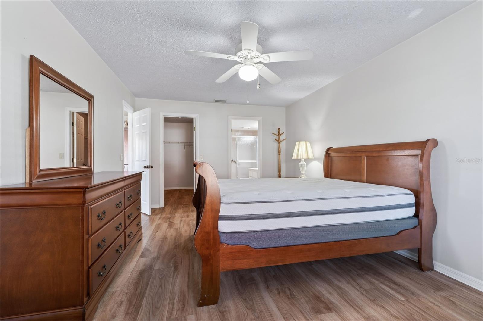 Image 30 of 48 For 2026 Forest Drive